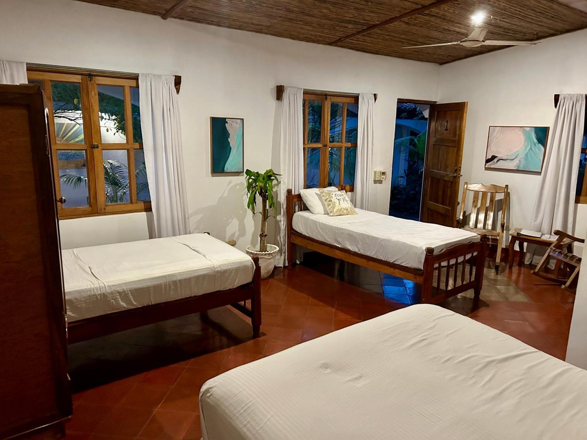 Hotel Tranquilo Las Penitas Exterior photo