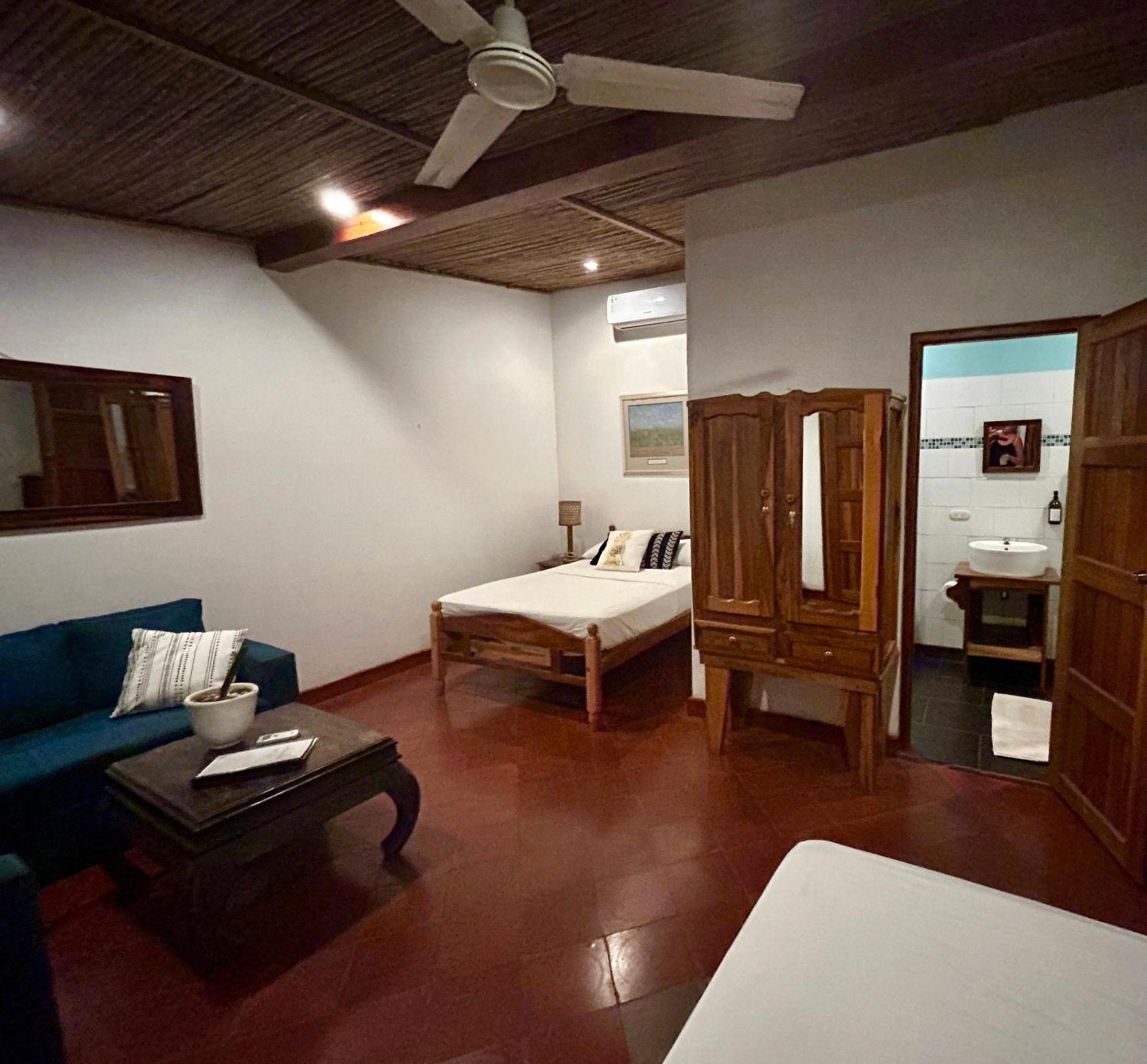 Hotel Tranquilo Las Penitas Exterior photo
